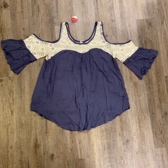 Pink Blush Periwinkle purple/Blue open arm top, size Large. NWT - Picture 1 of 2